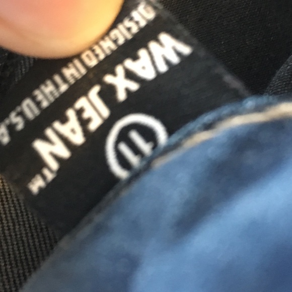 Jeans - Picture 6 of 6